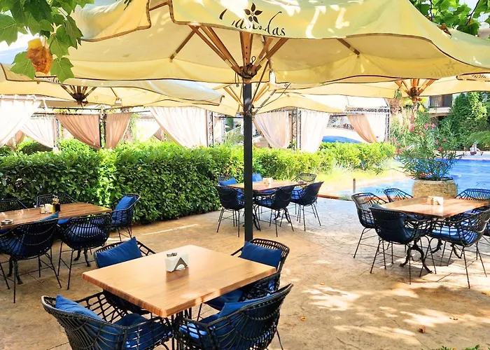 شقة Attractive In Sunny Cascadas Family *